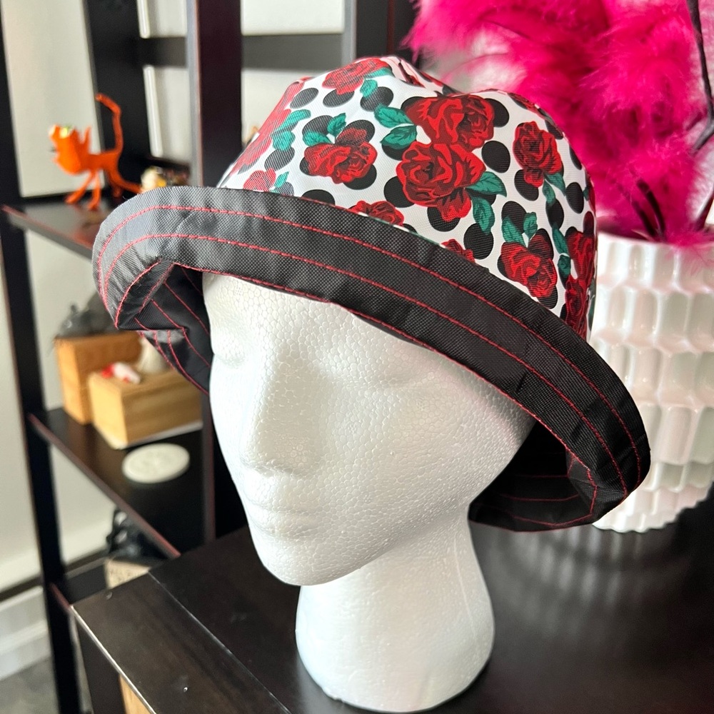 Betsy Johnson Rose Reversible Bucket Hat